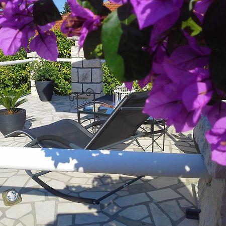 Villa Sarah スペタル エクステリア 写真