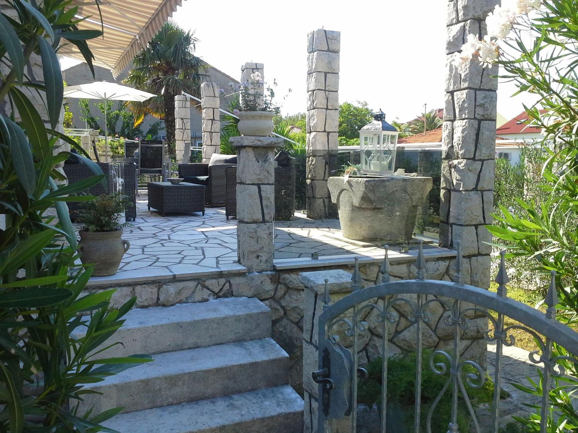 Villa Sarah スペタル エクステリア 写真