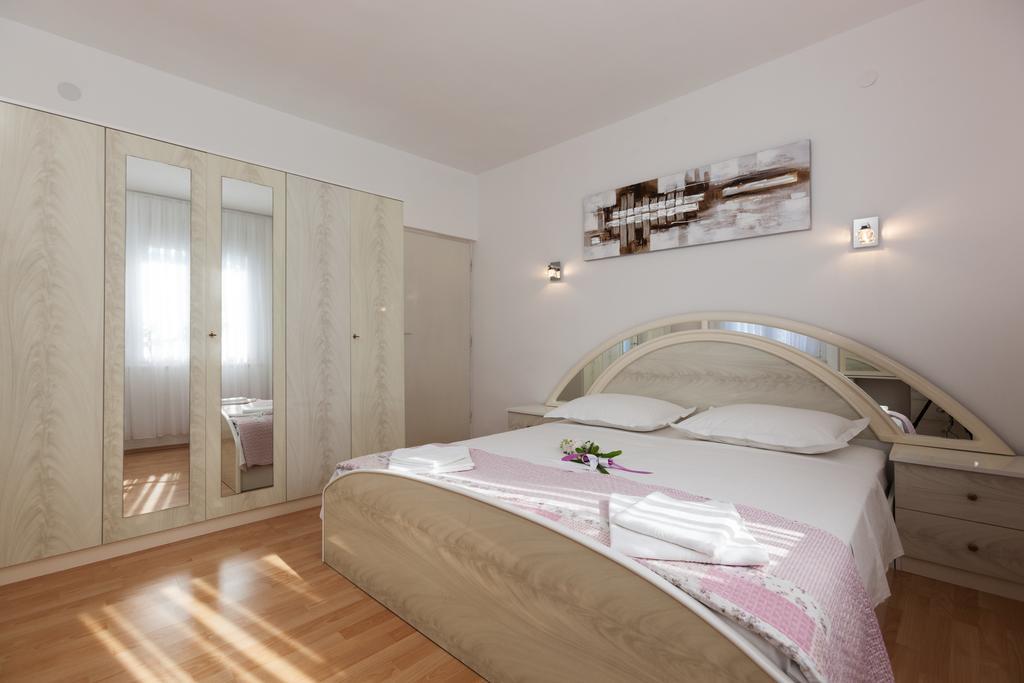 Villa Sarah スペタル エクステリア 写真